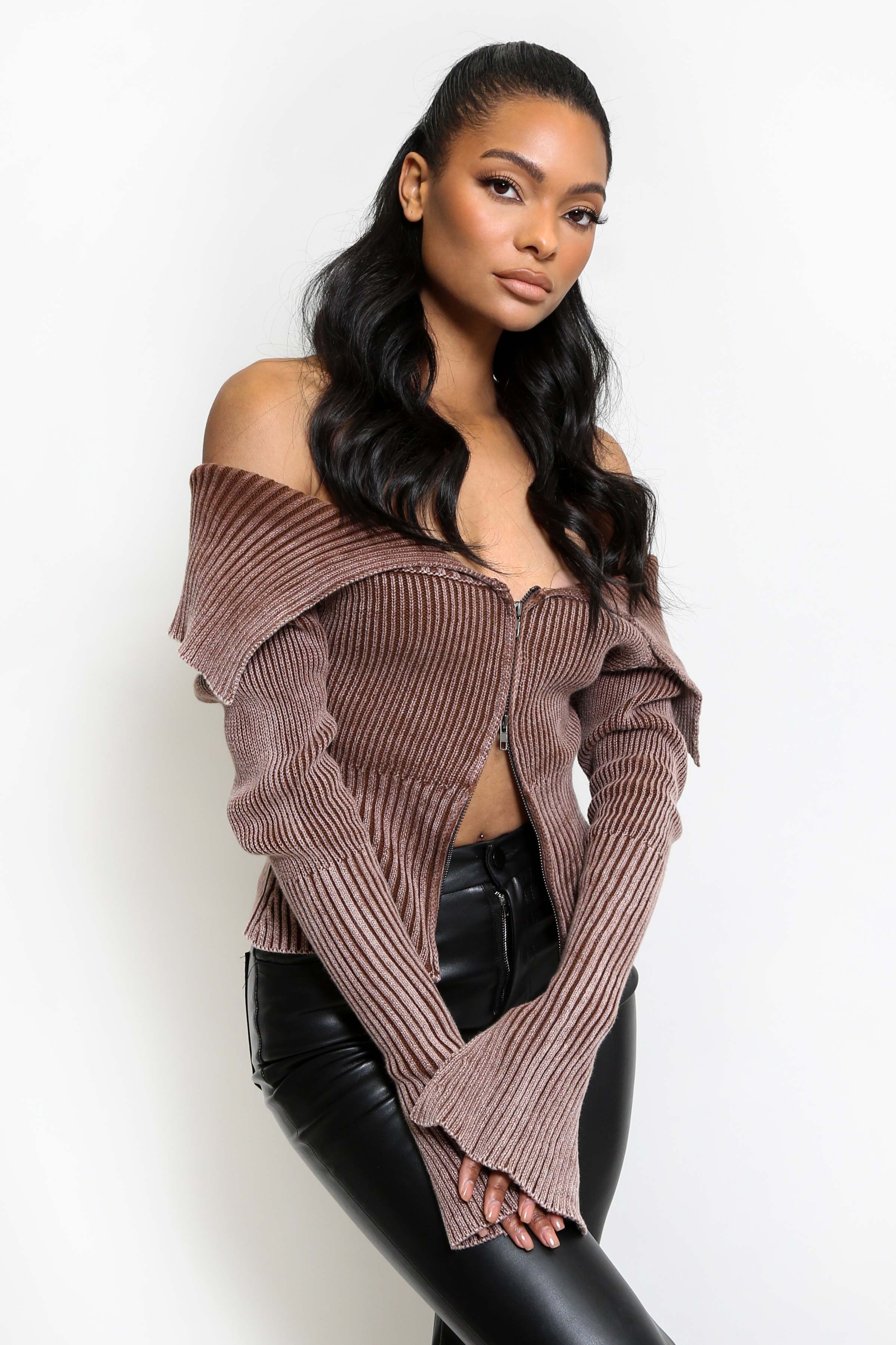 Folded Off The Shoulder Zip Up Knit In Coffee