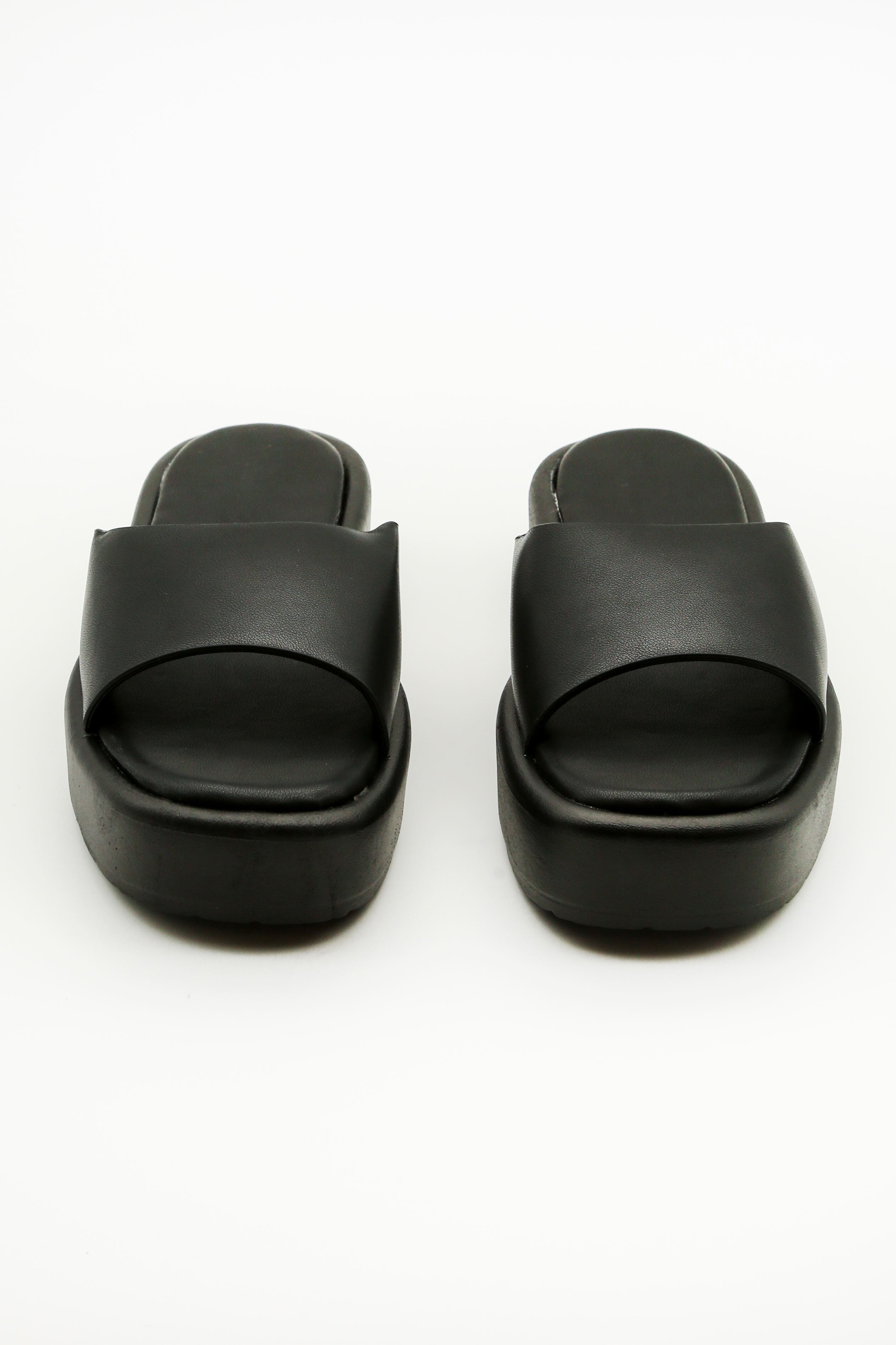 Black Padded Chunky Flatform Sandals