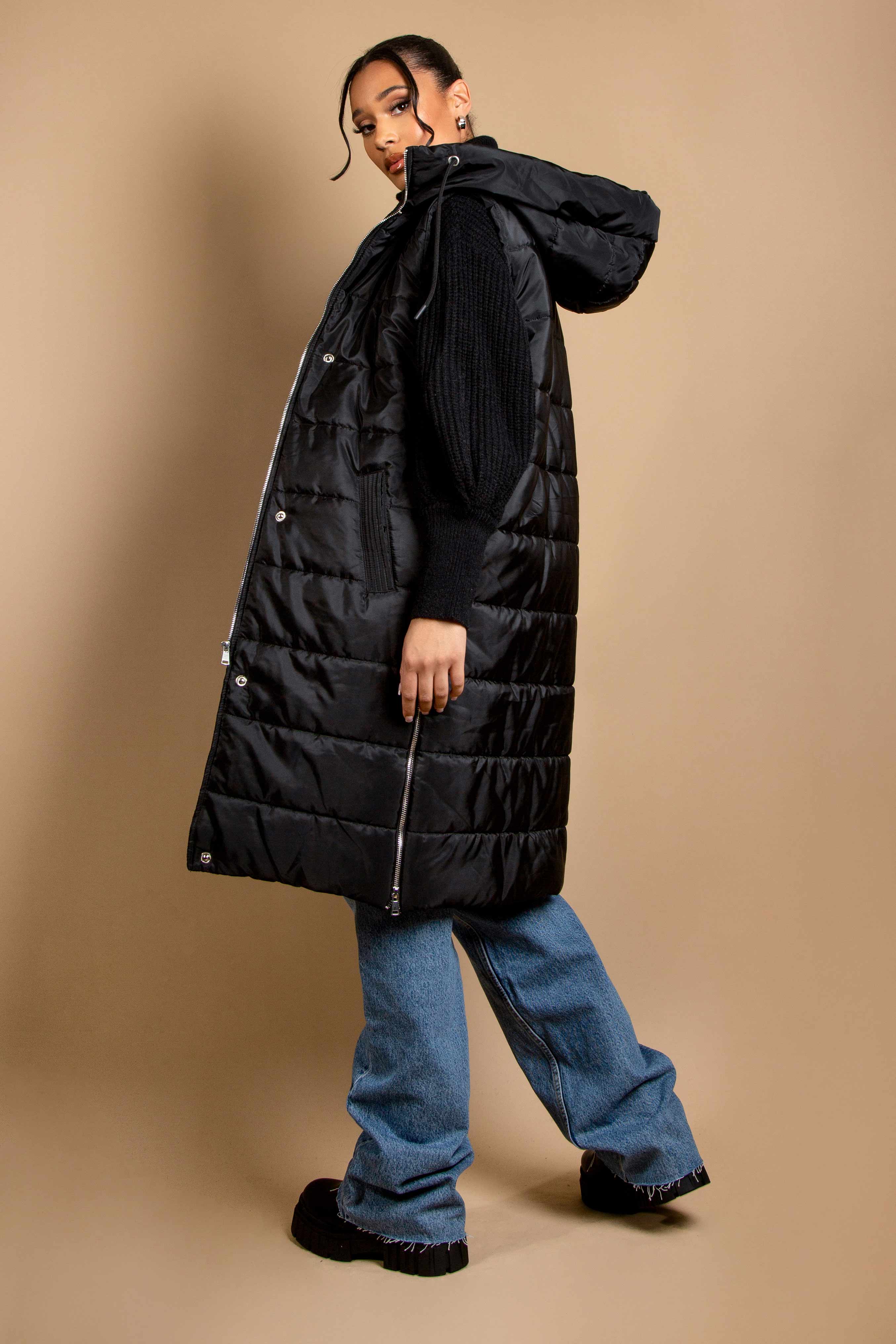Black Puffer Gilet With Side Zip