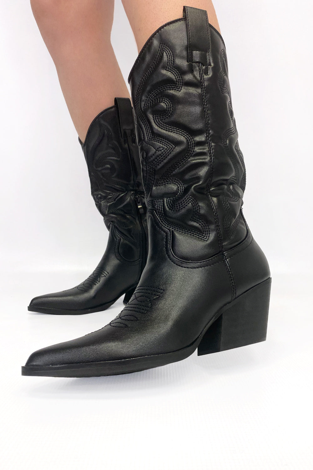 Black Western Embroidered Cowboy Boots
